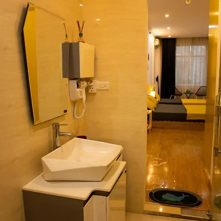 Homestay Gan Ho Guom Hanoi Exterior photo