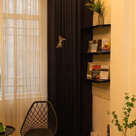 Homestay Gan Ho Guom Hanoi Exterior photo